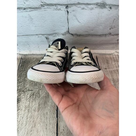 CONVERSE Boy’s Chuck Taylor Low Top All Star Sneakers / Size: 5 - Picture 7 of 10